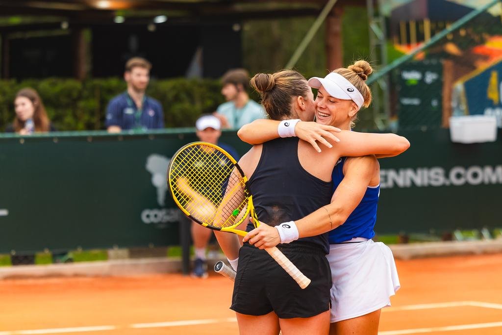 Laura Pigossi conquista maior título da carreira em duplas no MundoTênis Open