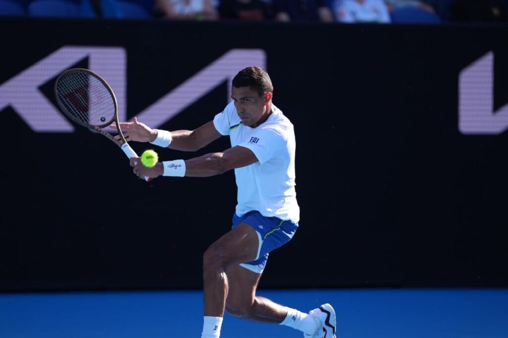 Thiago Monteiro aprova atuação, mas lamenta derrota para Nishikori no Australian Open