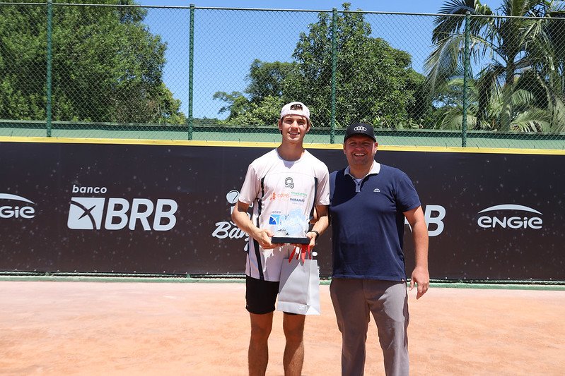 João Pedro Bonini perde para espanhol e é vice-campeão do Banana Bowl