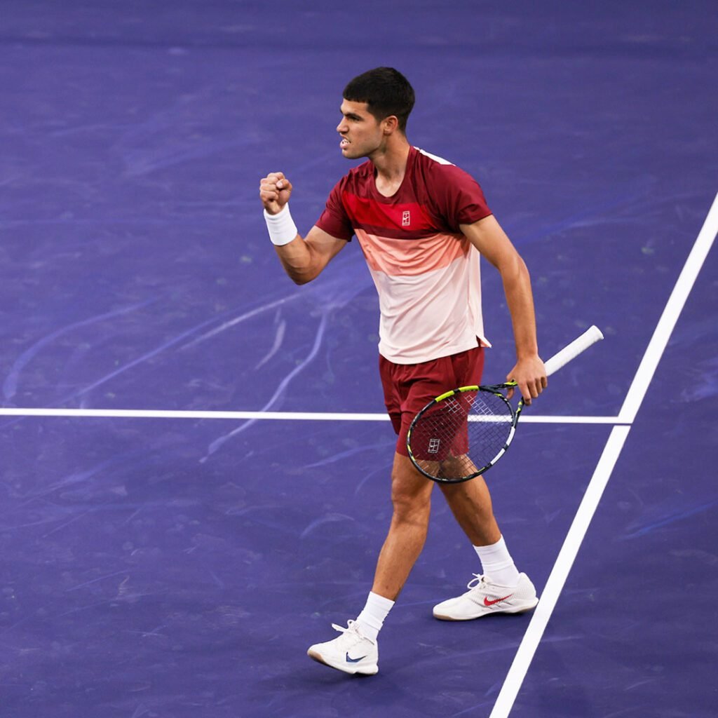 Alcaraz vence Shapovalov e avança às oitavas do Masters 1000 de Indian Wells