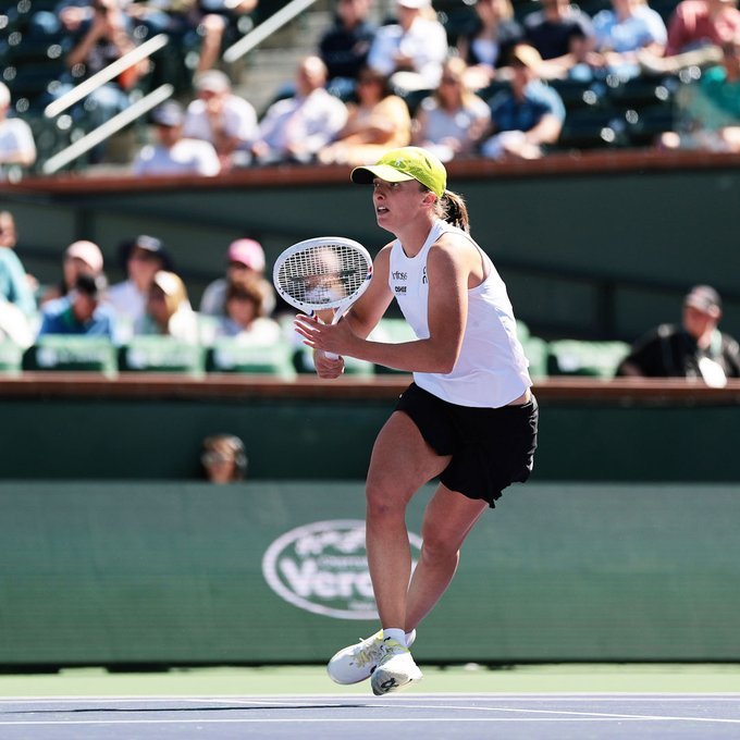 Iga Swiatek arrasa Karolina Muchova e está nas quartas do WTA 1000 de Indian Wells