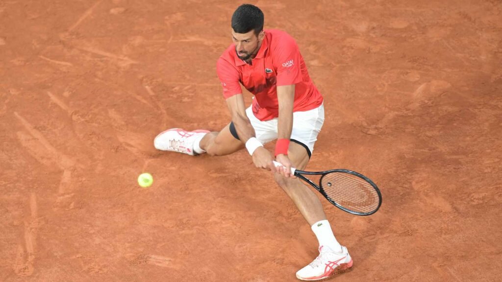 Djokovic bate Zverev e avança às semifinais em Roland Garros