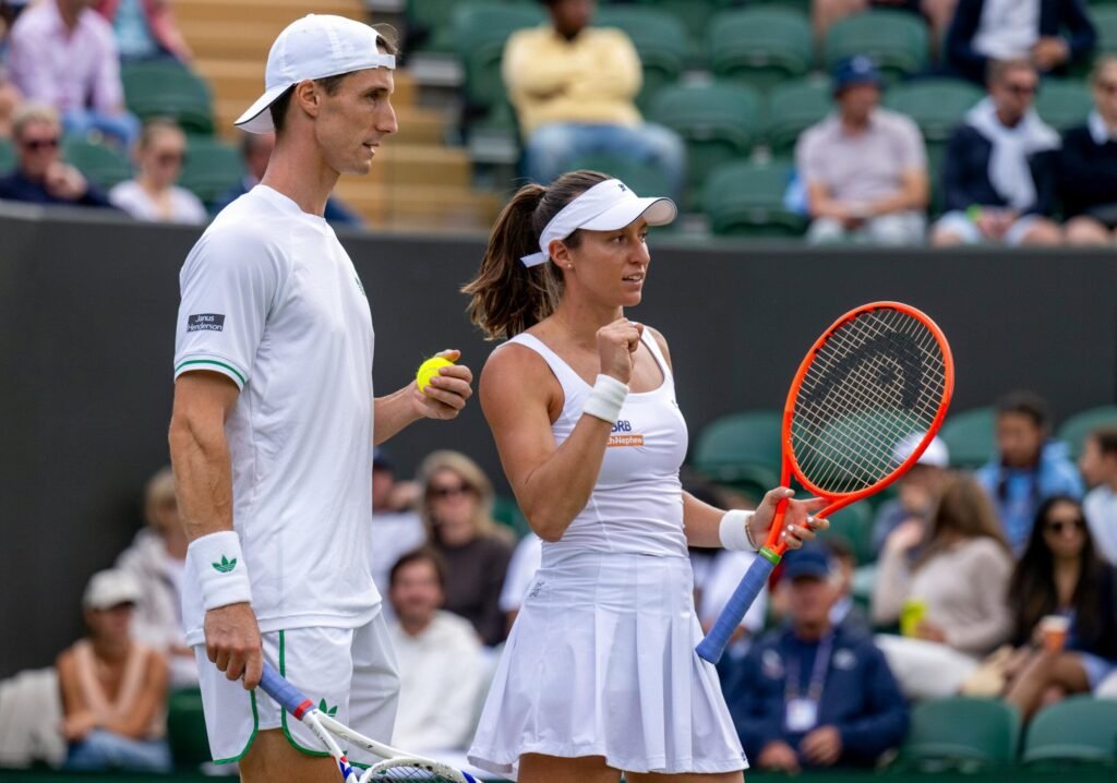 Luisa Stefani avança às semifinais nas duplas mistas em Wimbledon