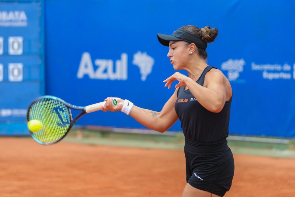 Duas brasileiras estreiam nesta terça na chave principal do Brasil Tennis Classic
