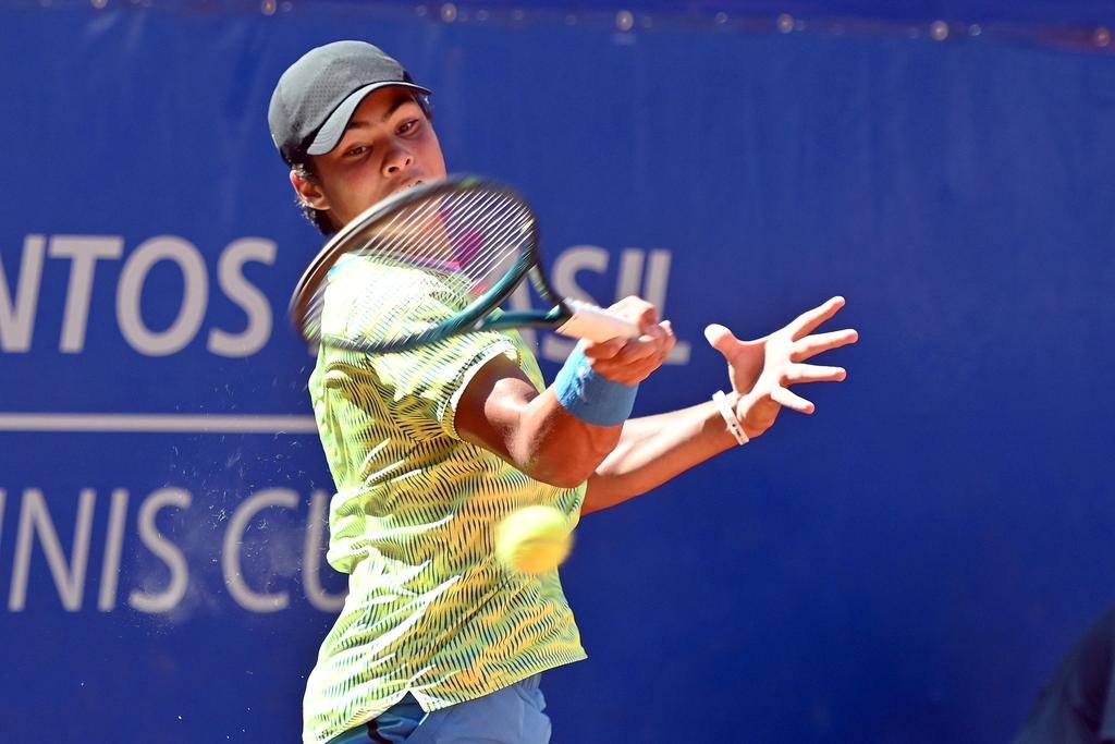 Luis Guto Miguel recebe convite para o Brasil Tennis Classic