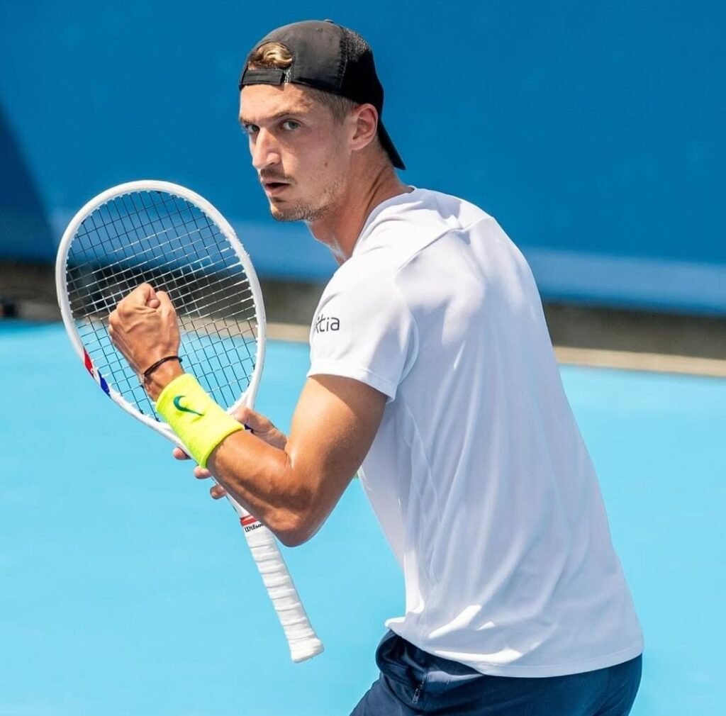 Francês surpreende Cobolli e será adversário de João Fonseca no Masters de Cincinnati