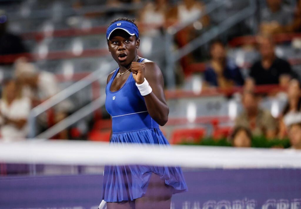 Jovem canadense Victoria Mboko elimina Coco Gauff e faz história no WTA de Montreal