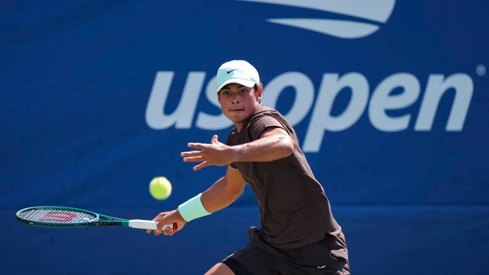 Guto Miguel é eliminado nas semifinais do US Open Júnior