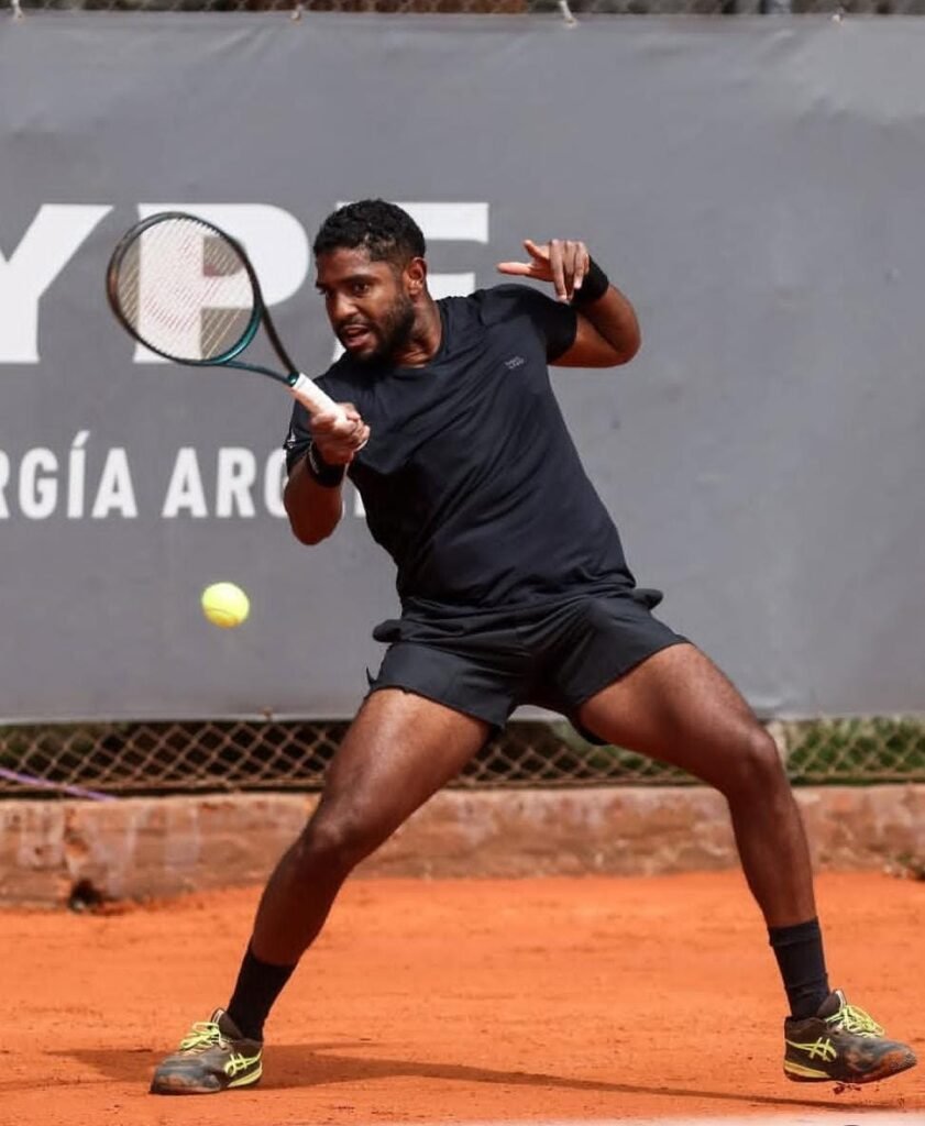 João Lucas Reis vence favorito e avança às oitavas no Challenger de Buenos Aires