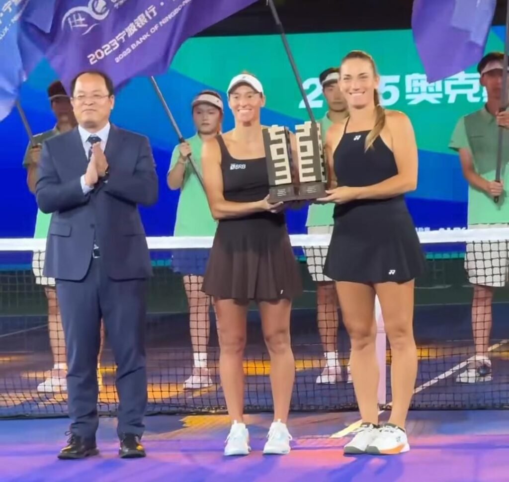 Luisa Stefani e Timea Babos são vice-campeãs do WTA 500 de Ningbo