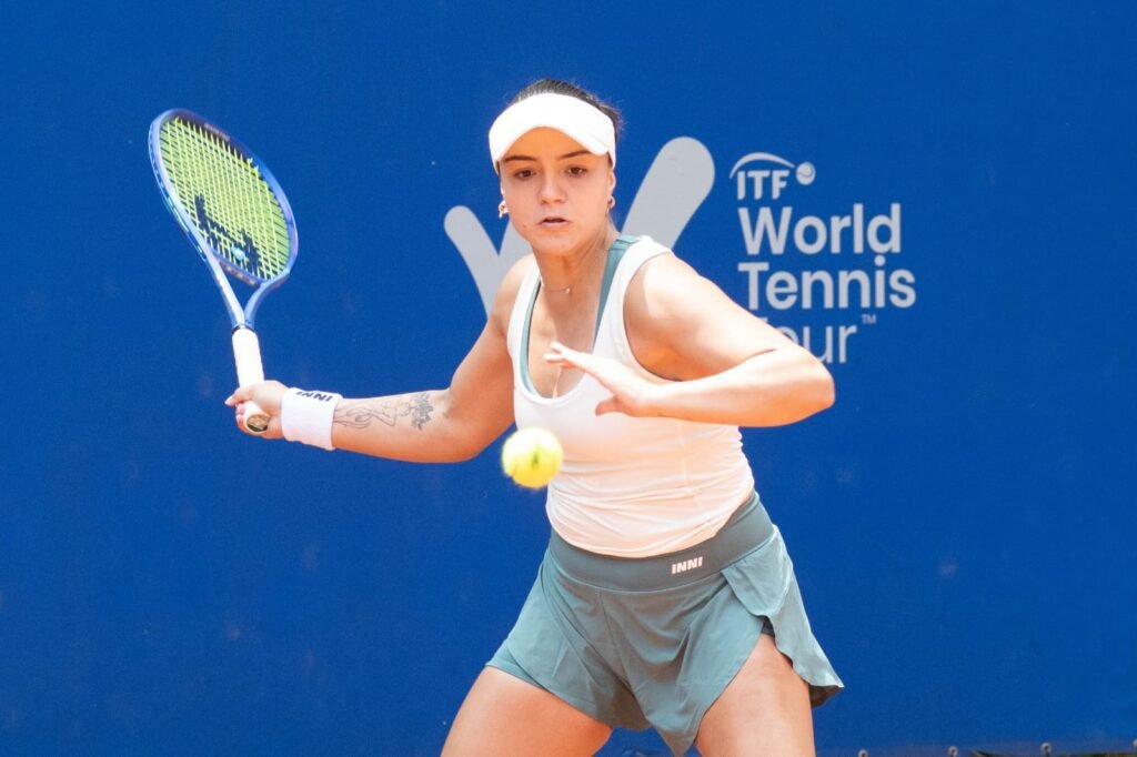 Sofia Mendonça vence duelo brasileiro e avança às quartas em São João da Boa Vista