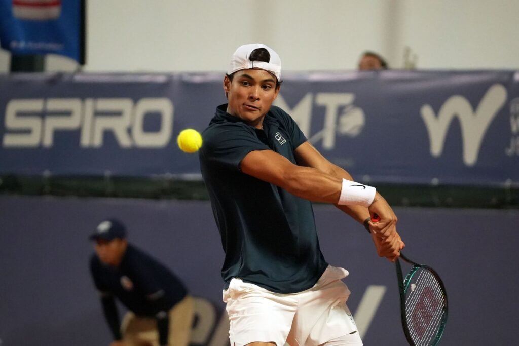 Guto Miguel avança à final do J500 de Mérida e entra no Top-10 do ranking juvenil