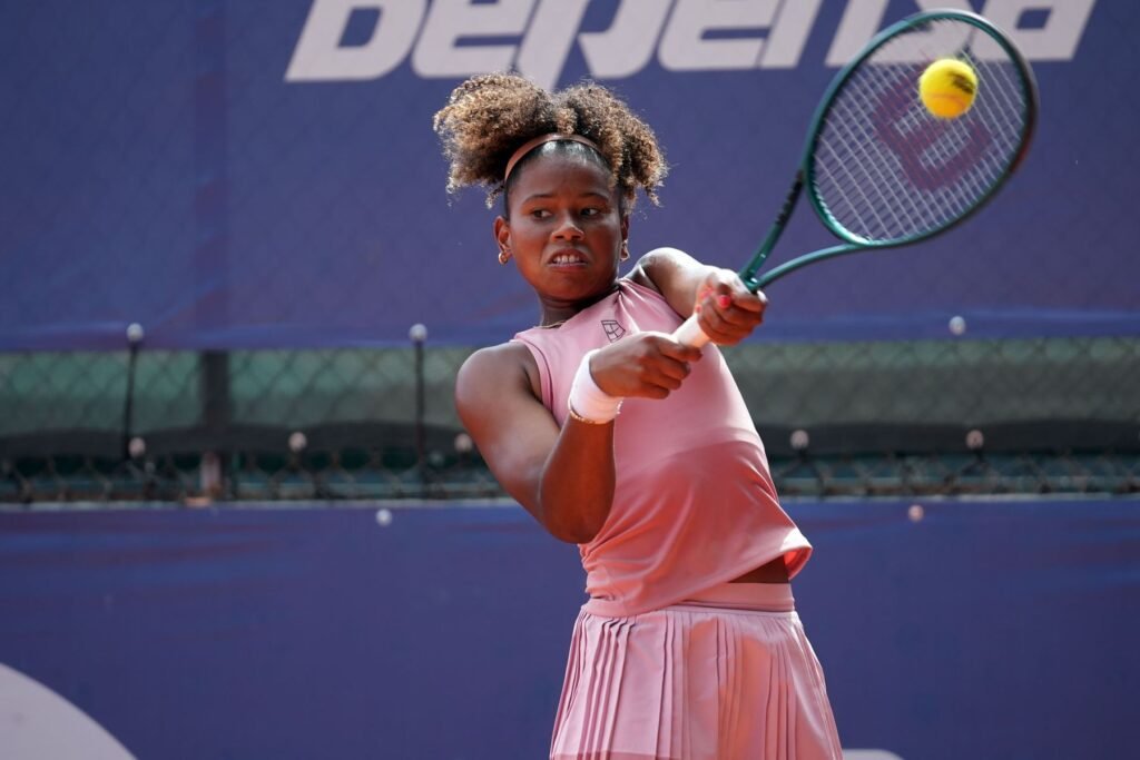 Victoria Barros está nas semifinais do ITF J500 de Mérida, no México