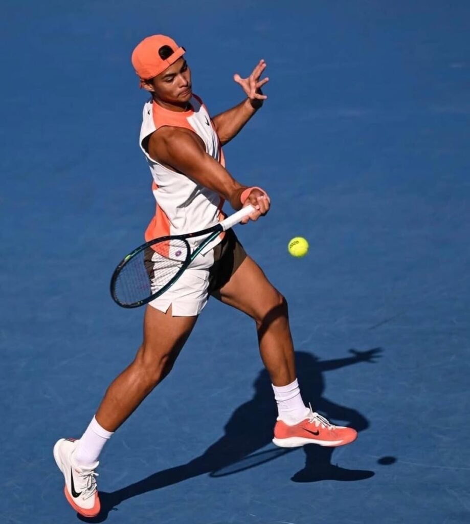 Guto Miguel está nas quartas de final do Australian Open Juvenil