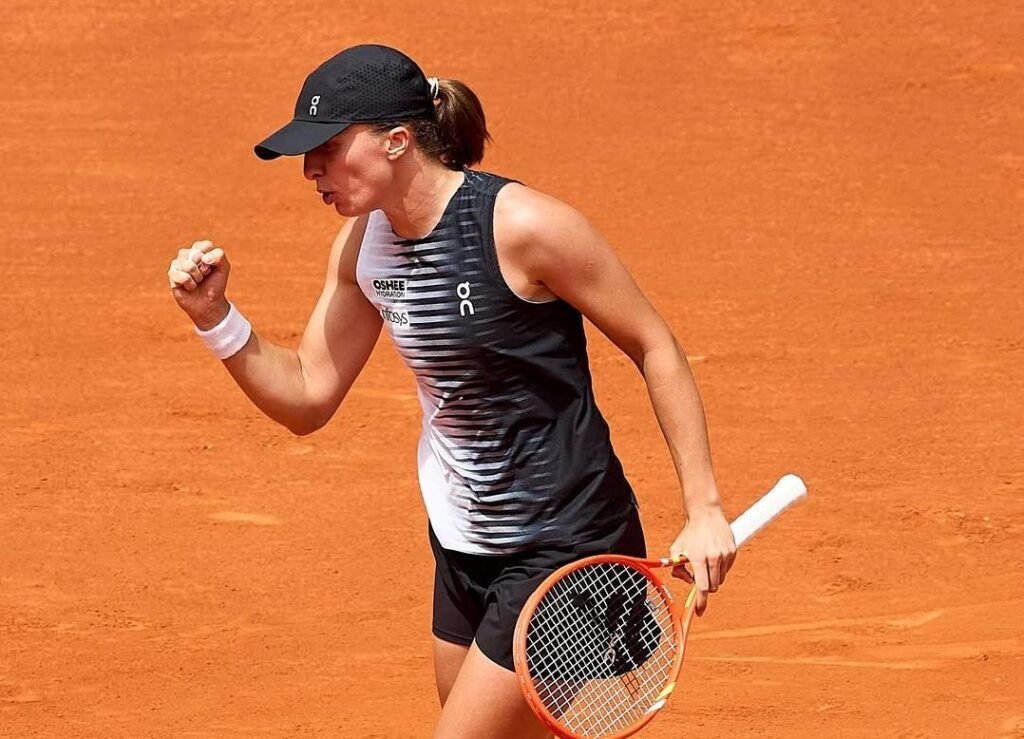 Iga Swiatek ativa 'modo Iga' e vence na estreia no WTA 1000 de Madri