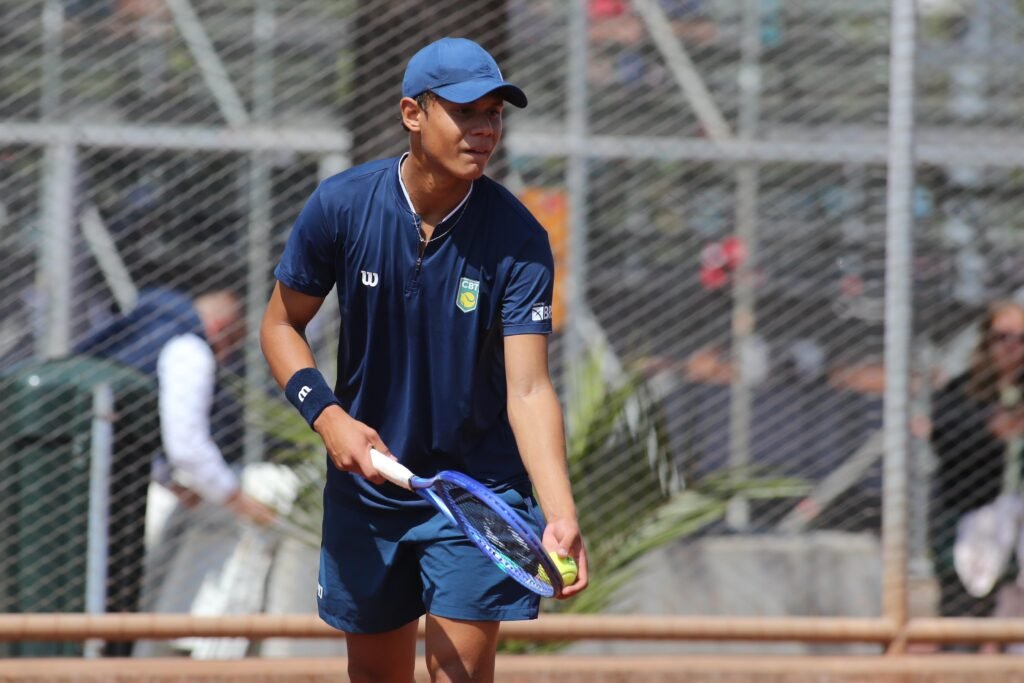 Livas Damázio arrasa russo e avanã à final de ITF J200 na Alemanha
