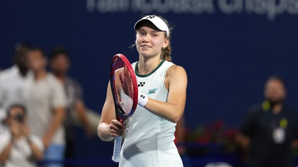 Rybakina e Gauff avançam às semifinais do WTA 1000 de Toronto