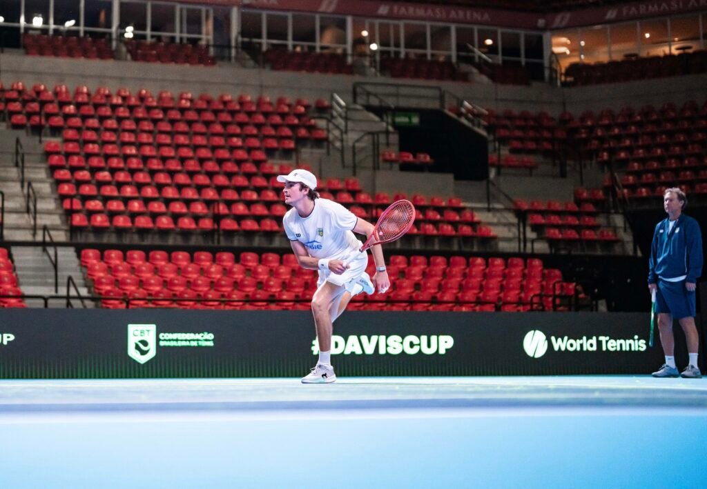 Brasil faz primeiro treino antes de confronto contra a Suíça na Copa Davis
