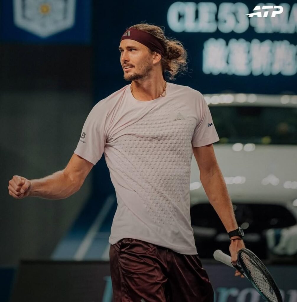 Alexander Zverev avança às quartas do Masters 1000 de Xangai